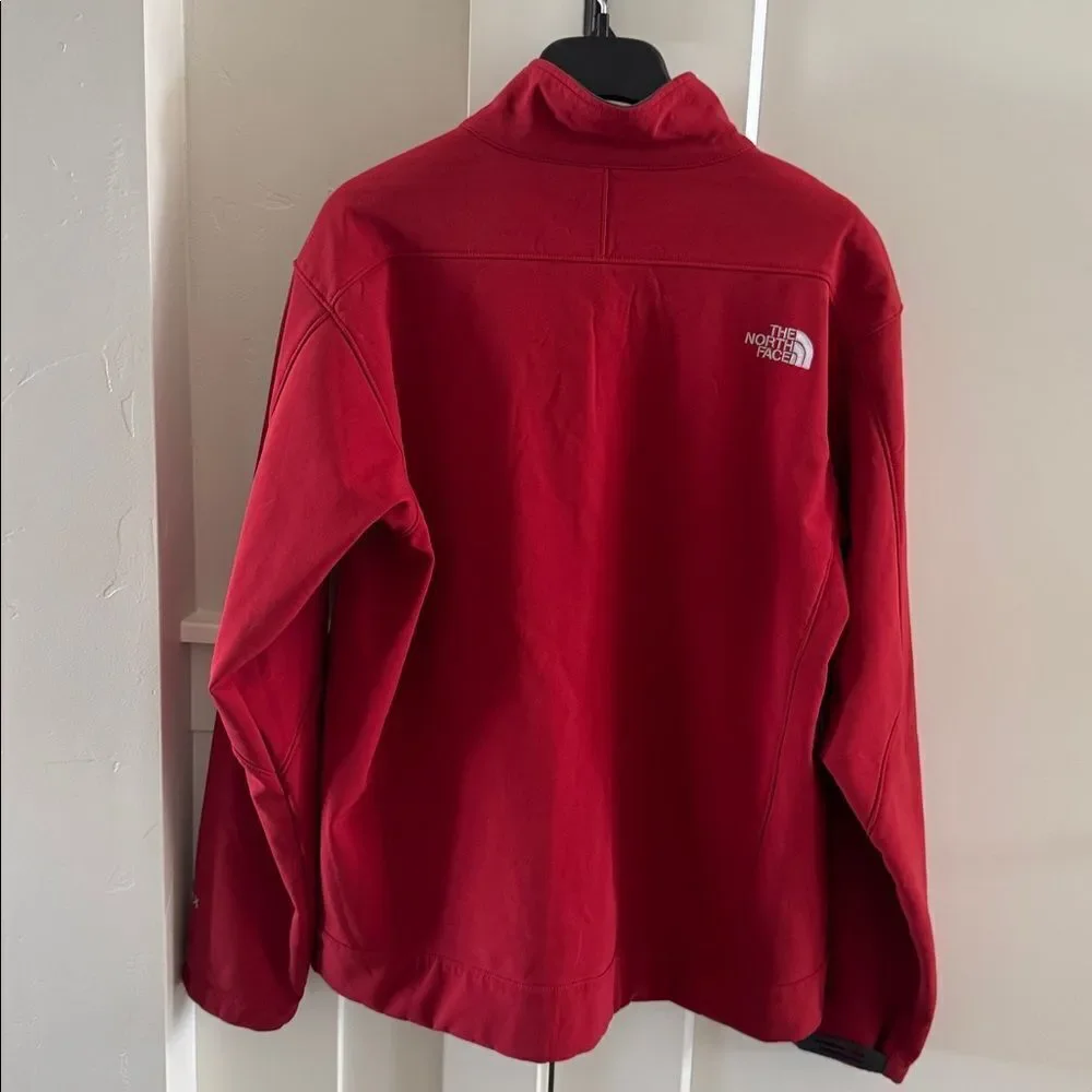 The North Face APEX Softshell Men's Red Performance Jacket Zipper Up Size L GUC